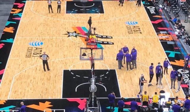 世界杯手机观看平台-惜败湖人却令波波满意：在优秀球队面前我们也不差