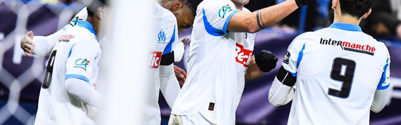 世界杯赛事直播下载-曼联弃将踢疯了：独造5球，全场最佳，缔造队史15年神迹